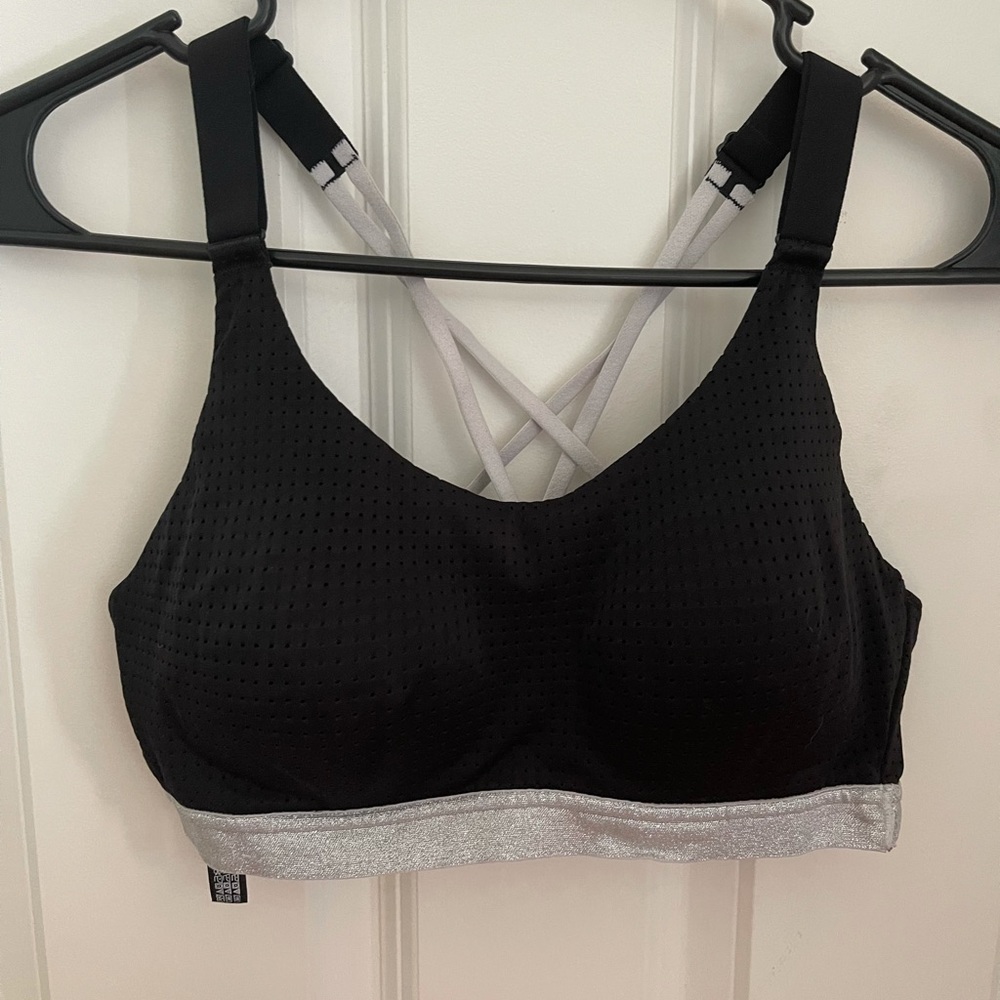 Victoria’s Secret Victoria Sport Bra 34B/C75